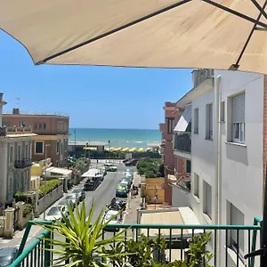 Appartement Bed And, Ostia